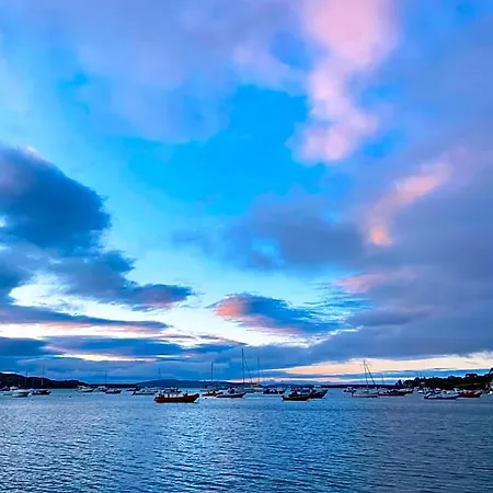 Schull Harbour & Leisure Centre 3* Cork