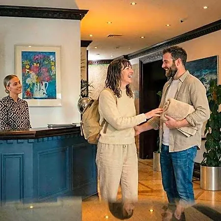 Schull Harbour & Leisure Centre 3* Cork