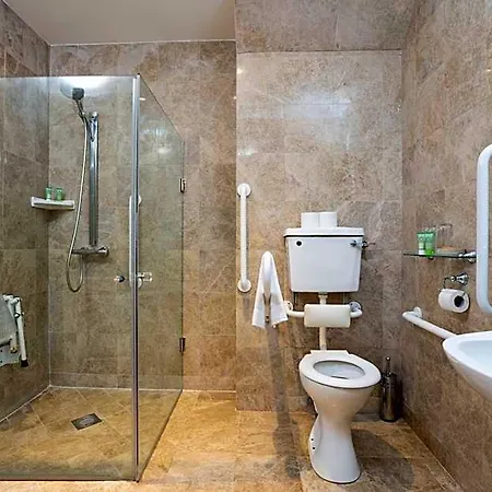Schull Harbour & Leisure Centre Hotell 3*